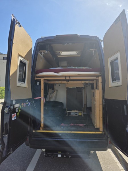 Iveco Daily 35S14V Campervan - Chur, Switzerland