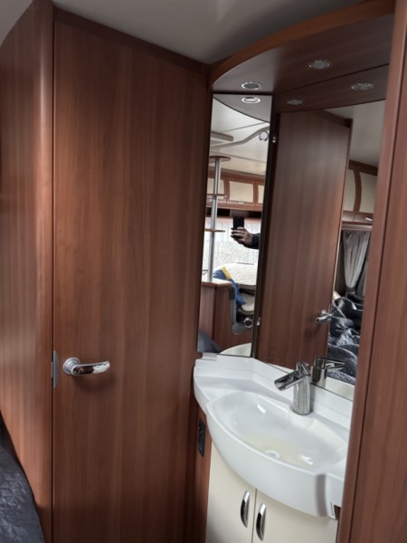 Hobby 650 UMFE PRESTIGE Wohnwagen - Eskilstuna, Schweden