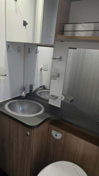 Adria Sunliving S70DK Wohnmobil - Kristiansund, Norwegen