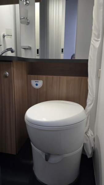 Adria Sunliving S70DK Wohnmobil - Kristiansund, Norwegen