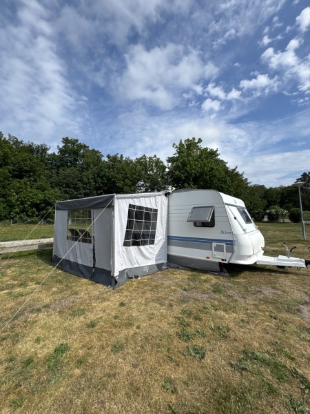 Hobby 560 KMFE easy Husvagn - Gånghester, Sverige