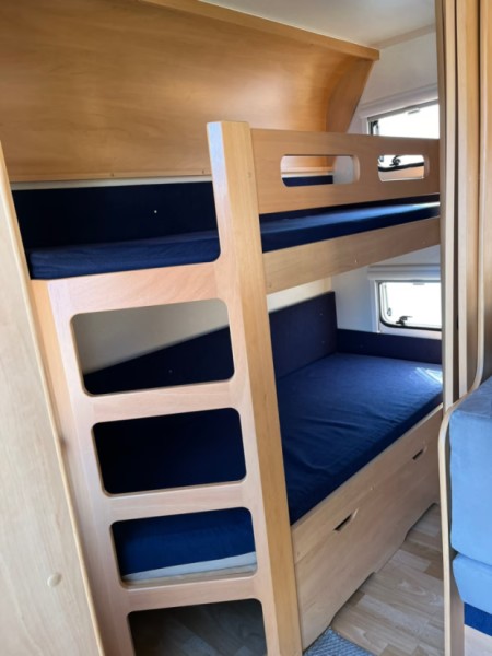 Hobby 560 KMFE easy Wohnwagen - Gånghester, Schweden