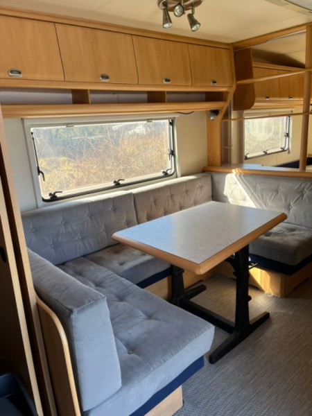 Hobby 560 KMFE easy Wohnwagen - Gånghester, Schweden