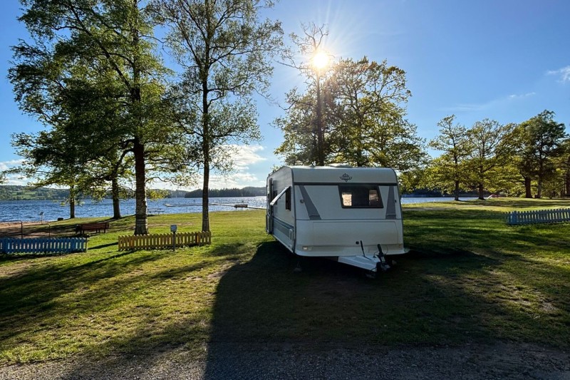 Hobby 560 KMFE easy Campingvogn - Gånghester, Sverige