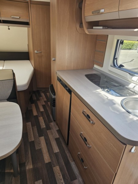Knaus Sport 500 FDK Wohnwagen - Welschenrohr-Gänsbrunnen, Schweiz