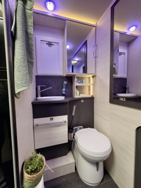 Chausson 640 Titanium Premium Wohnmobil - Schattdorf, Schweiz