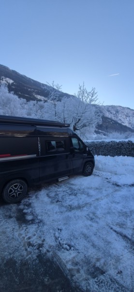 Dreamer D43 UP Addict Wohnmobil - Chavannes-des-Bois, Schweiz