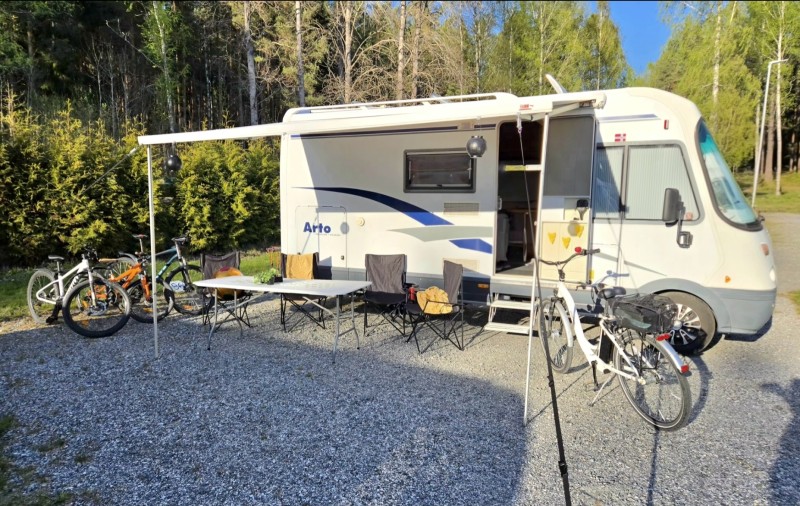 Niesmann + Bischoff Arto Wohnmobil - JEVNAKER, Norwegen