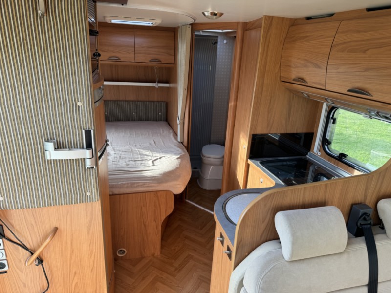 Bürstner Aviano I684 Wohnmobil - Kibæk, Dänemark