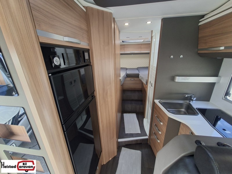 Adria Matrix 670 SL Nordkapp Edition Wohnmobil - Bodø, Norwegen
