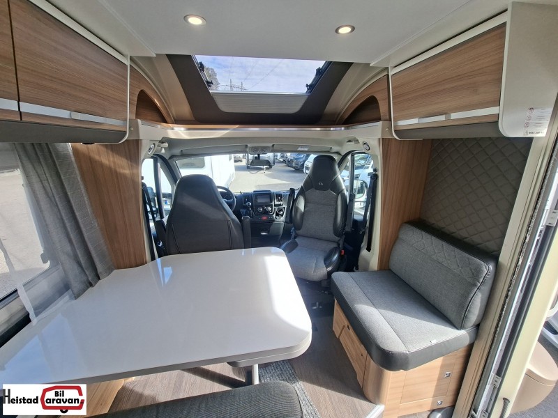 Adria Matrix 670 SL Nordkapp Edition Wohnmobil - Bodø, Norwegen