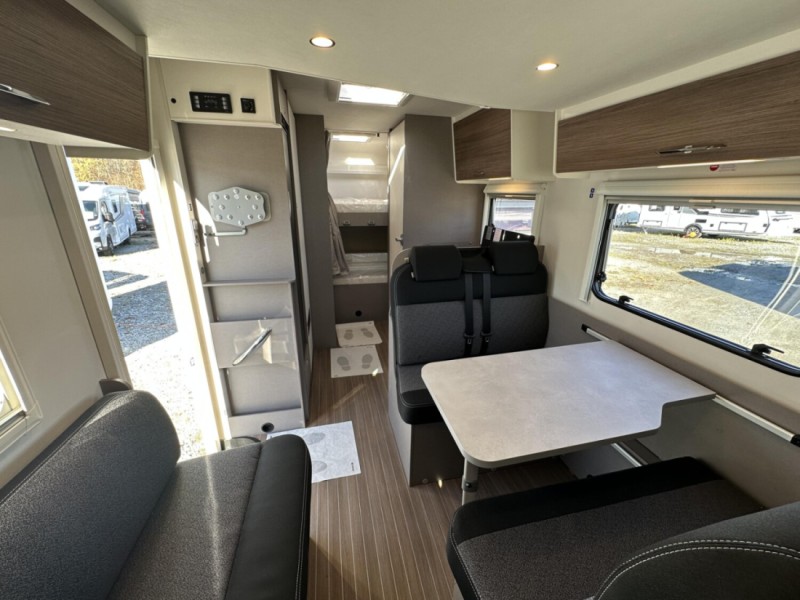Etrusco Etrusco, Base 6.9 BB, Fiat Ducato 2,21 Mjet (103kW/ 140PS Wohnmobil - Neukirchen, Deutschland