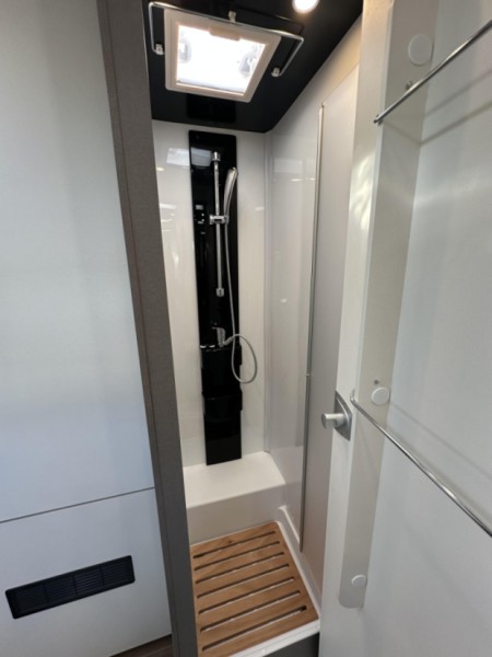 Etrusco Etrusco, Base 6.9 BB, Fiat Ducato 2,21 Mjet (103kW/ 140PS Wohnmobil - Neukirchen, Deutschland
