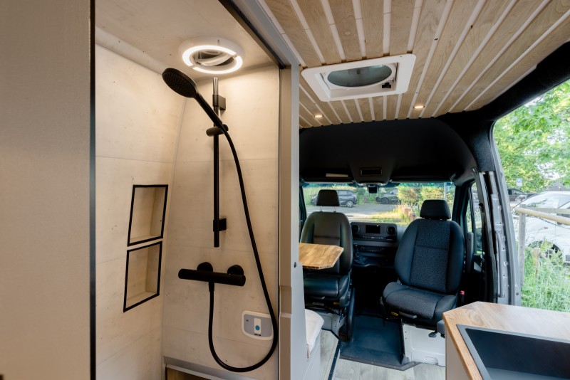 Mercedes Sprinter Campingbus - Cossonay, Schweiz