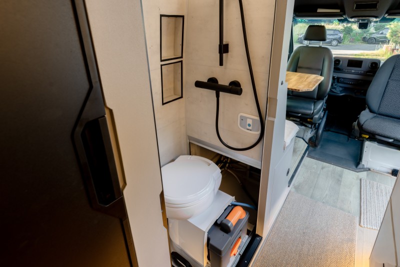 Mercedes Sprinter Campingbus - Cossonay, Schweiz