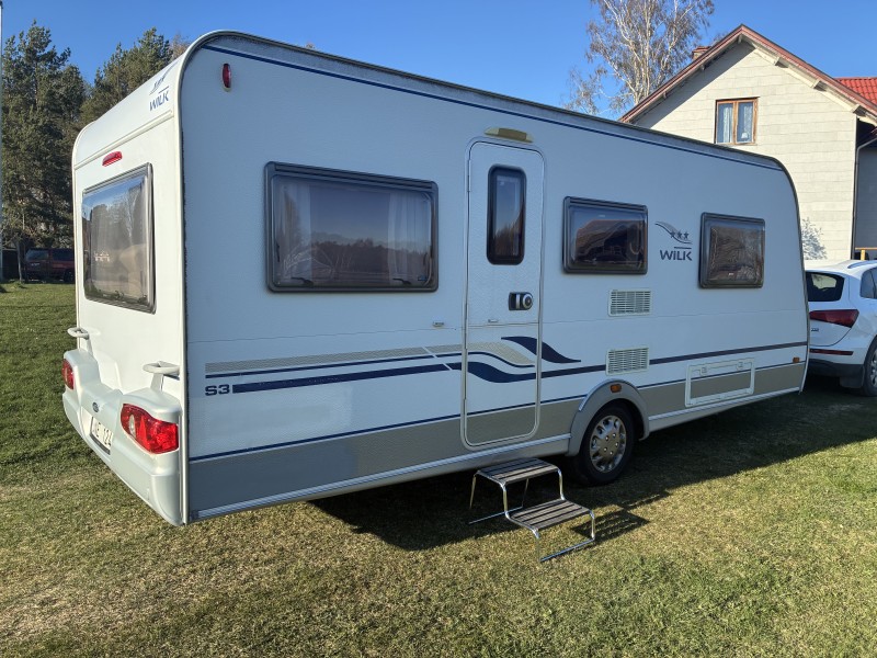 Wilk S3 490 Långbädd Wohnwagen - Mora, Schweden