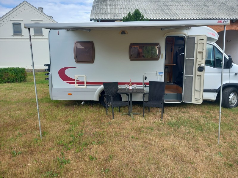 Renault homemobile Camping-car - Fjelstrup, Danemark