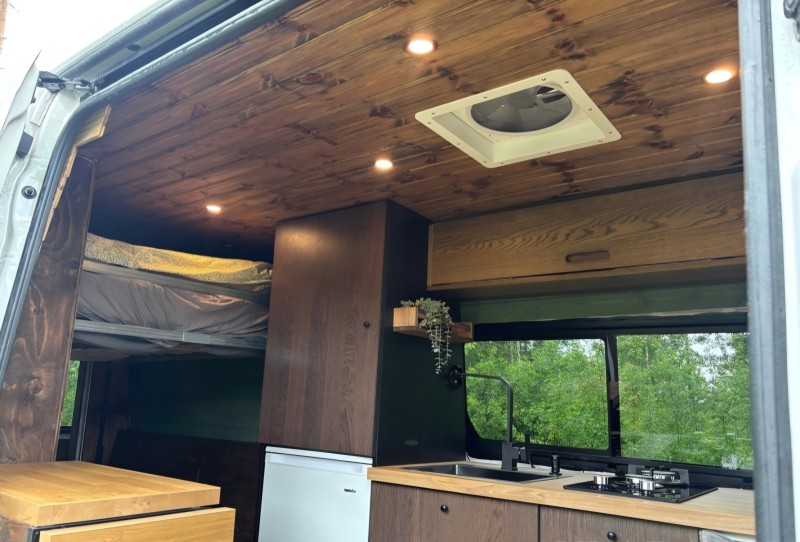 VW Crafter Campervan - Vedevåg, Sverige