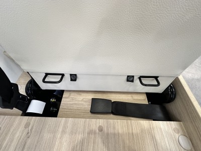 Chausson 640 Titanium Line Matkailuauto - Corgémont, Sveitsi