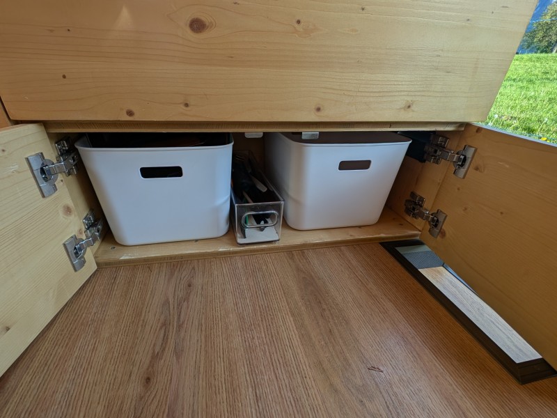 Renault Trafic II (115PS) L2H1 Campingbus - Zwieselberg, Schweiz