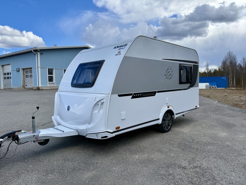 Knaus 400QD Wohnwagen - Rovaniemi, Finnland