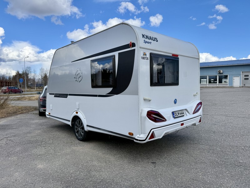 Knaus 400QD Wohnwagen - Rovaniemi, Finnland