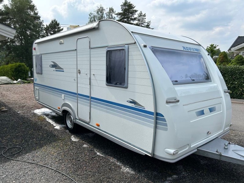 Adria 512 UP Wohnwagen - Kareby, Schweden