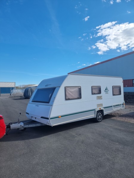 Knaus Eifelland Holiday H495 Wohnwagen - Falköping, Schweden