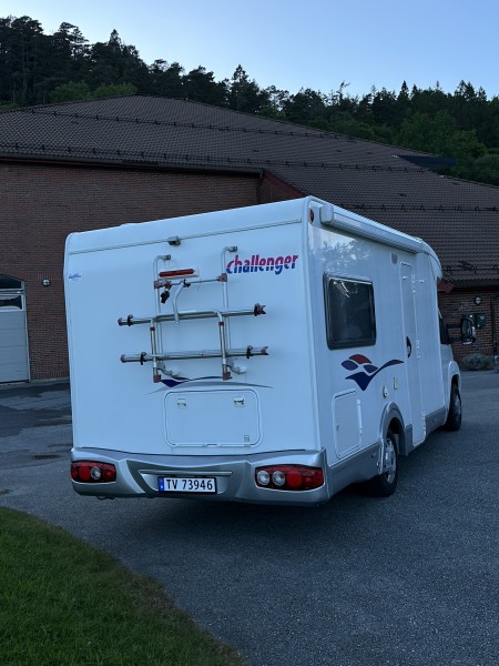 Challenger Genesis 38 Camping-car - Bønes, Norvège