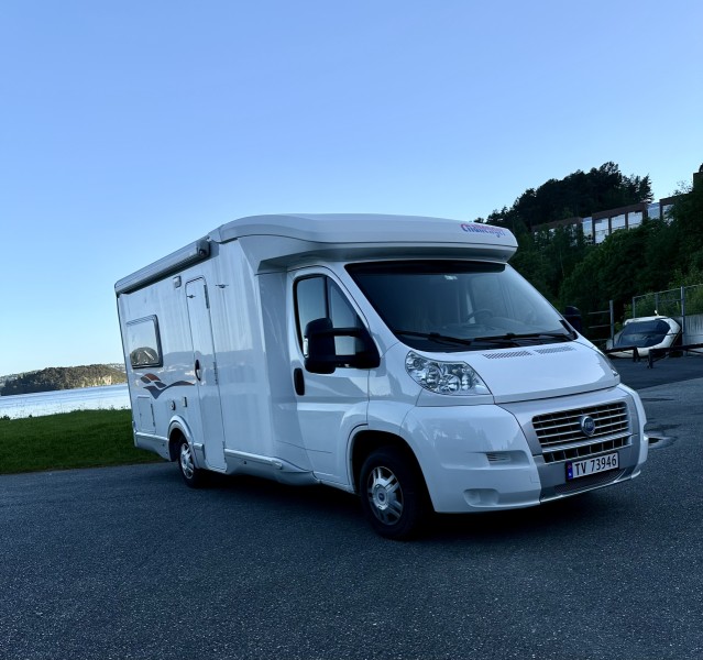 Challenger Genesis 38 Camping-car - Bønes, Norvège