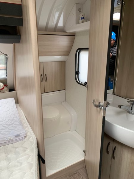 Hobby 460 UFE DE LUXE EDITION Wohnwagen - Søfteland, Norwegen