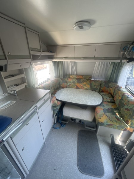 Knaus Südwind 495 Caravane - Röthenbach im Emmental, Suisse