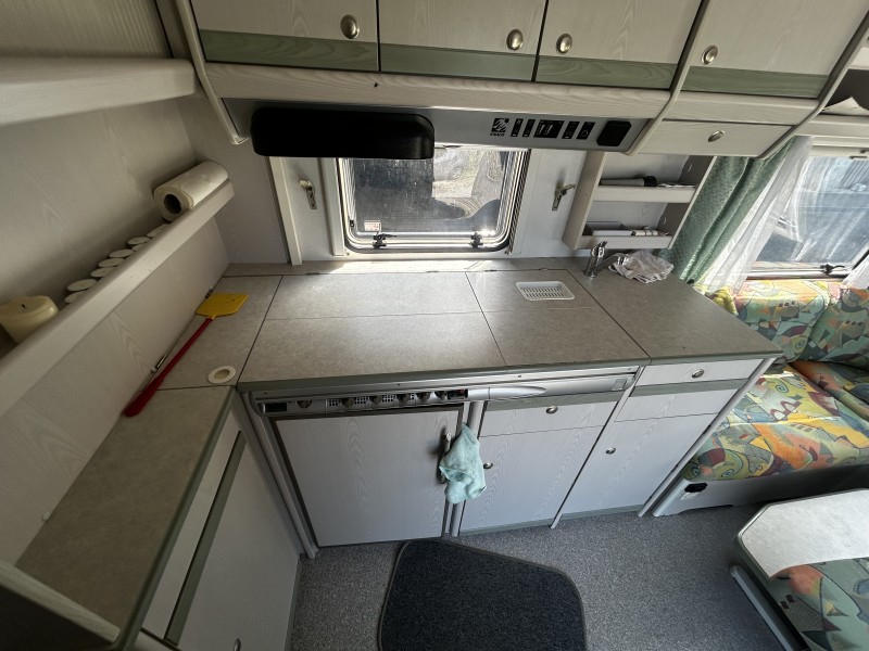Knaus Südwind 495 Caravane - Röthenbach im Emmental, Suisse