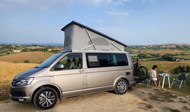 VW T6 California Ocean Liberty Campingbus - Montbrelloz, Schweiz