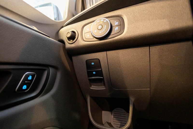 Ford Transit Retkeilyauto - Gol, Norja