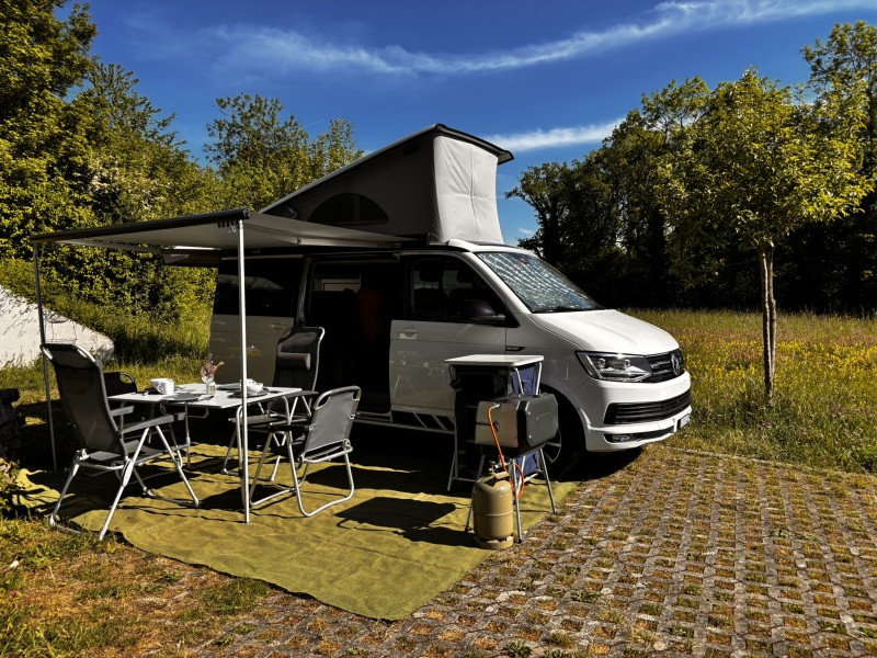 VW T6 Campingbus - Zeihen, Schweiz