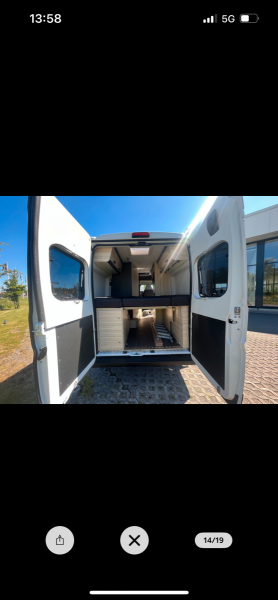 Sun Living Plåtis med taktält Campingbus - Järna, Schweden
