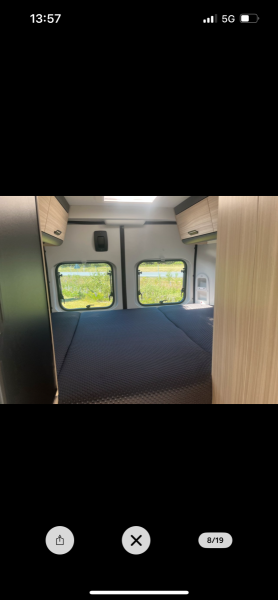 Sun Living Plåtis med taktält Campingbus - Järna, Schweden