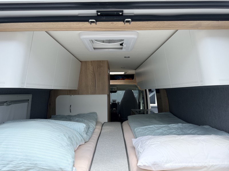 Peugeot Clever Van Matkailuauto - Neftenbach, Sveitsi