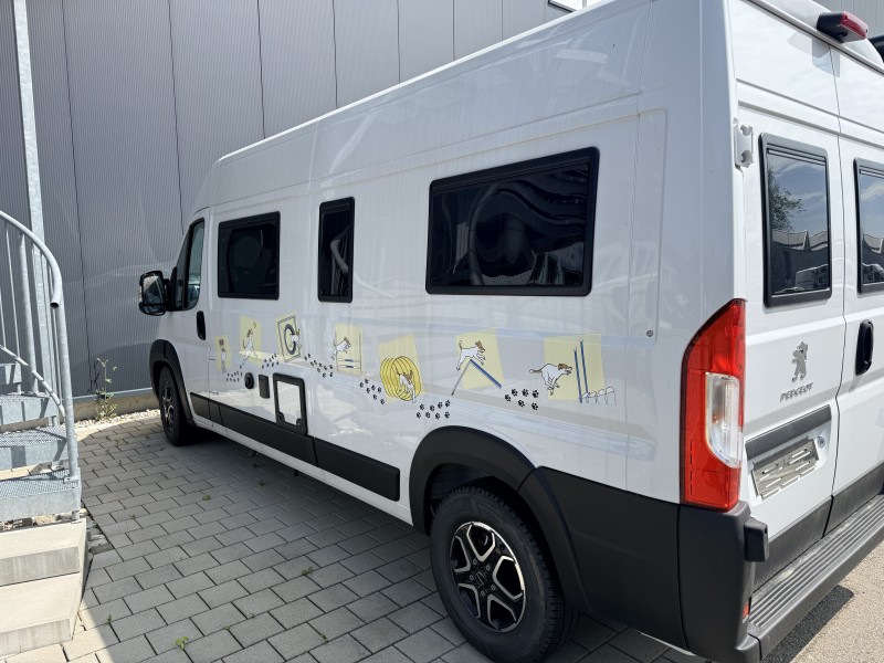 Peugeot Clever Van Bobil - Neftenbach, Sveits