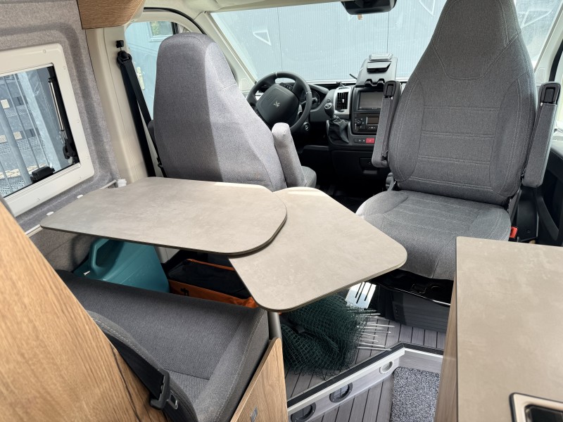 Peugeot Clever Van Matkailuauto - Neftenbach, Sveitsi