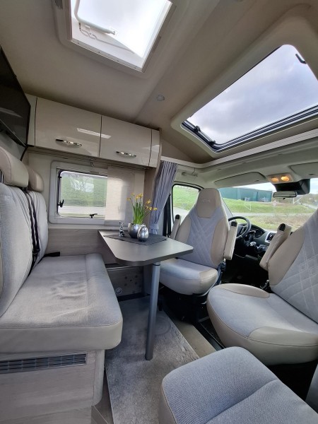 Bürstner Nexxo Van 590 G Autocamper - Calden, Tyskland