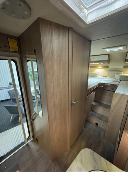 Carado T448 Wohnmobil - Enviken, Schweden