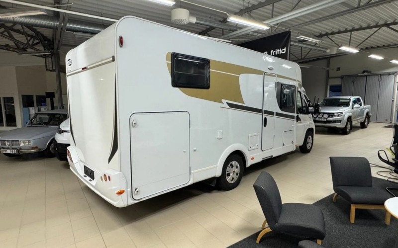 Carado T448 Wohnmobil - Enviken, Schweden