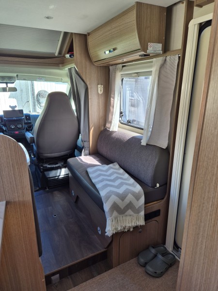 Carado T448 Wohnmobil - Enviken, Schweden