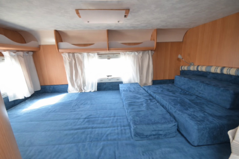   Camping-car - Ödeborg, Suède