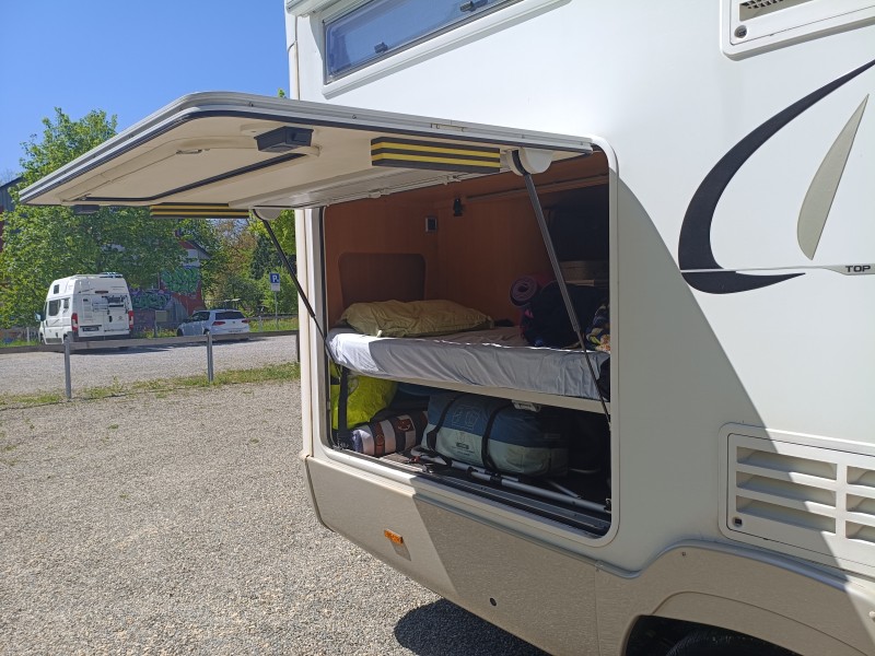   Camping-car - Carouge, Suisse