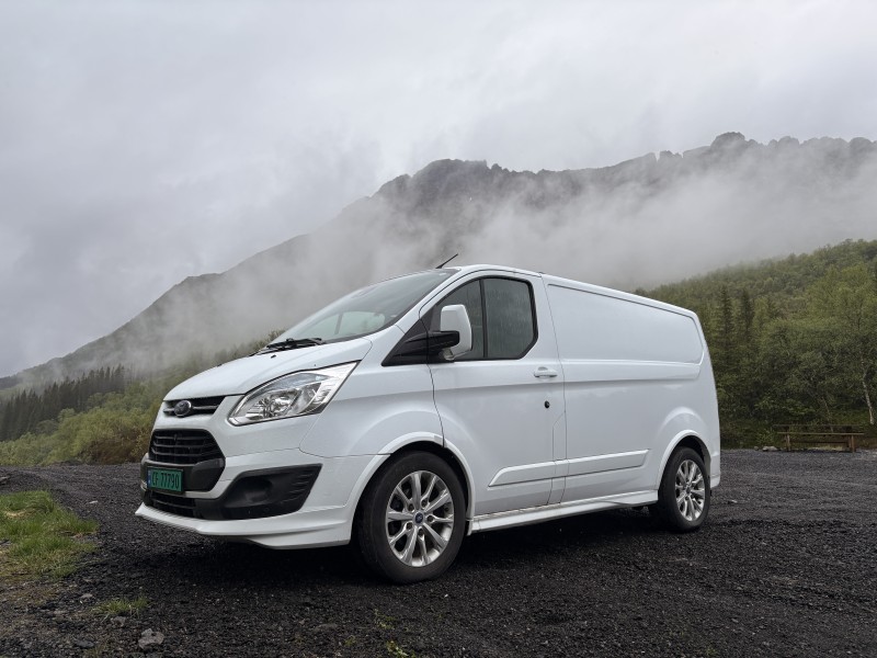Ford Tansit custom Campingbus - Svolvær, Norwegen