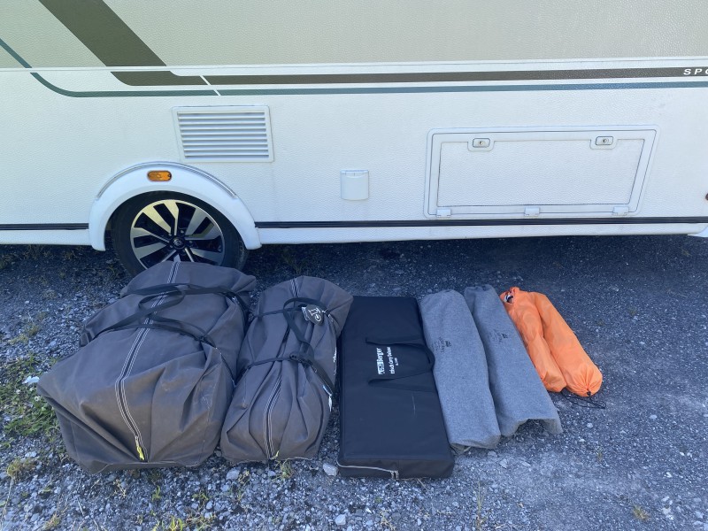 Knaus Sport 500 QDK Wohnwagen - Schwyz, Schweiz