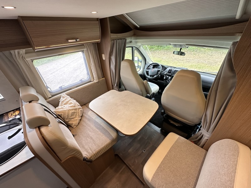 Carado T447 Camping-car - Uppsala, Suède